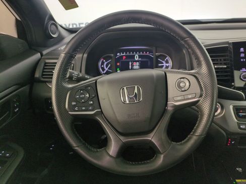 Certified 2024 Honda Passport EX-L image 18