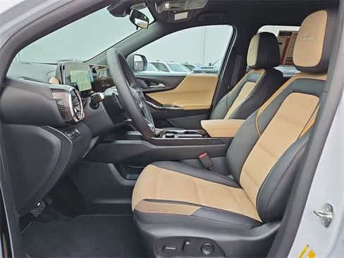 New 2026 Chevrolet Equinox ACTIV image 11