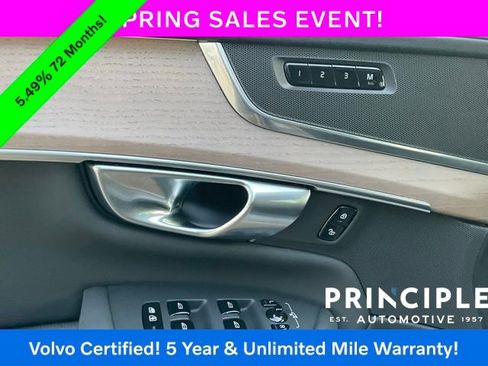 Certified 2025 Volvo XC90 B5 Plus AWD/4WD image 15