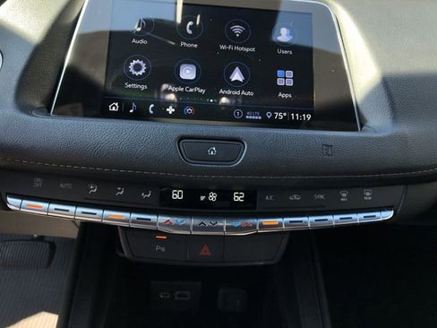 Used 2020 Cadillac XT4 Premium Luxury image 26