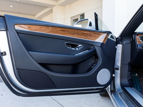 New 2026 Bentley Continental GTC image 24