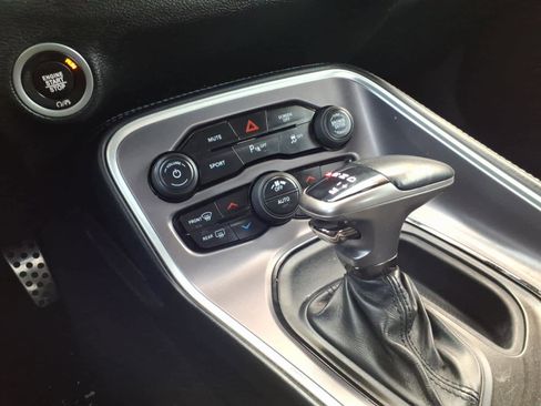 Used 2022 Dodge Challenger R/T image 16