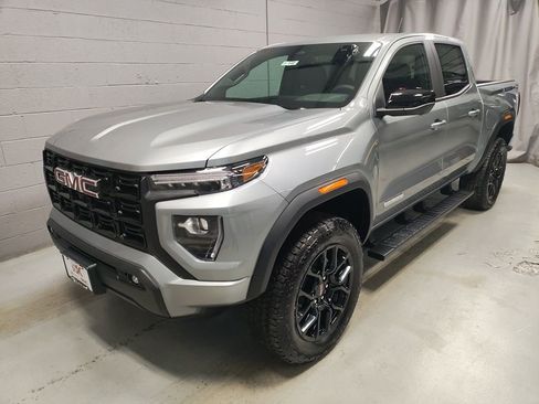 New 2026 GMC Canyon Elevation w/ Convenience Package image 16