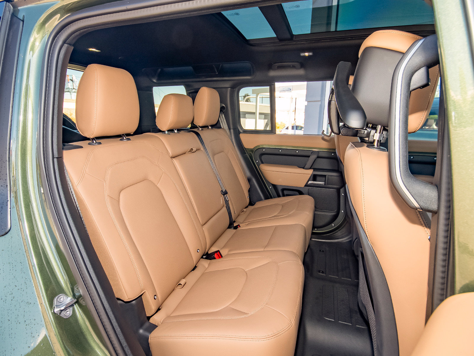 New 2026 Land Rover Defender 110 X-Dynamic SE AWD/4WD image 47