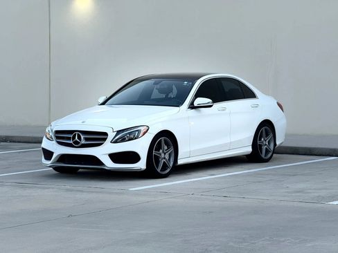 Used 2016 Mercedes-Benz C 300 Sedan image 3