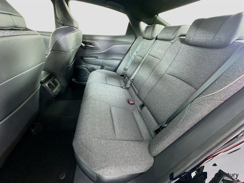 Used 2023 Toyota Crown AWD/4WD image 23