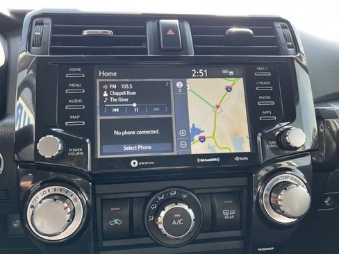 Used 2024 Toyota 4Runner TRD Off-Road Premium image 39