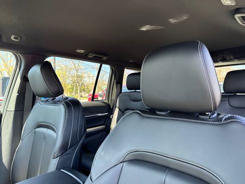 New 2026 Jeep Grand Cherokee Limited AWD/4WD image 14