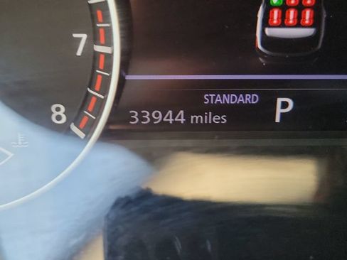 Used 2024 Nissan Pathfinder SV FWD image 18
