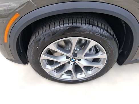 Used 2026 BMW X5 xDrive50e w/ Executive Package AWD/4WD image 11