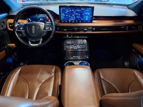 Used 2022 Lincoln Nautilus Reserve image 17