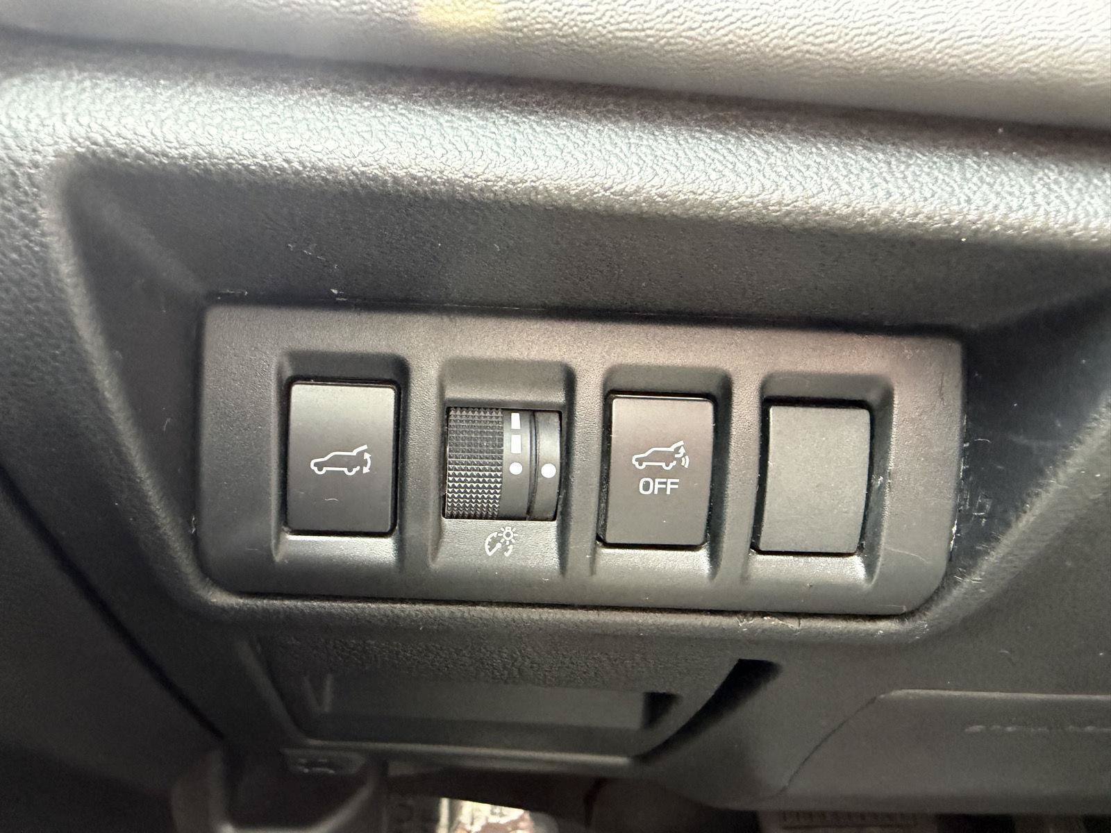 Used 2023 Subaru Outback Onyx Edition XT AWD/4WD image 16