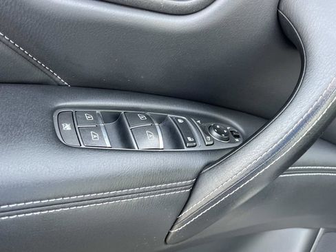 Used 2018 INFINITI QX80 Base w/ All Season Package image 26