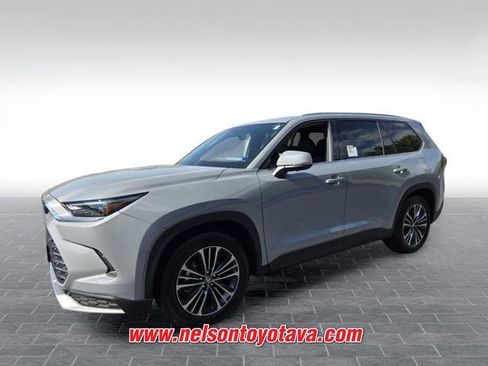 New 2026 Toyota Grand Highlander AWD Hybrid image 3