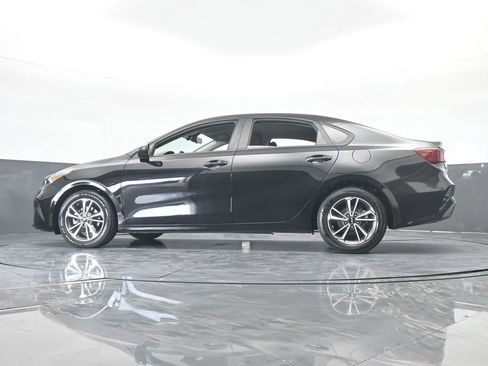 Used 2023 Kia Forte LXS w/ LXS Technology Package image 52