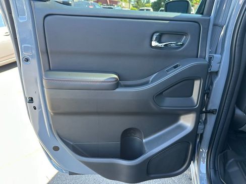 New 2025 Nissan Frontier PRO-4X image 23