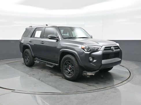 Certified 2022 Toyota 4Runner SR5 Premium image 1