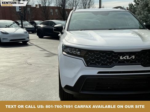 Used 2022 Kia Sorento S image 14