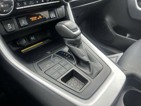 Used 2019 Toyota RAV4 XLE Premium w/ Advanced Technology Package image 19