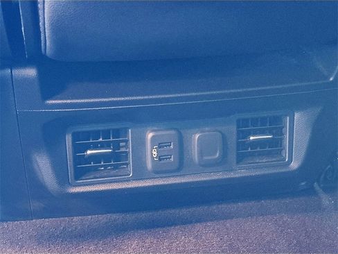 Used 2022 Chevrolet Silverado 2500 LTZ image 24