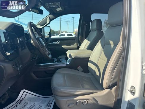Used 2024 Chevrolet Silverado 2500 LTZ w/ LTZ Convenience Package AWD/4WD image 20