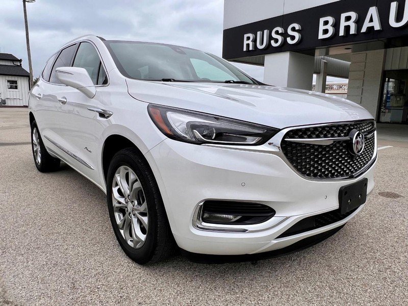 Used 2021 Buick Enclave Avenir w/ Avenir Technology Package AWD/4WD image 3