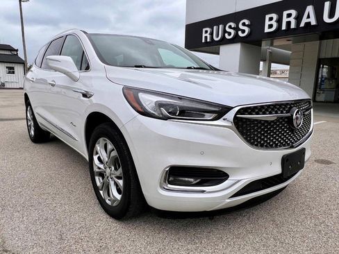 Used 2021 Buick Enclave Avenir w/ Avenir Technology Package image 3