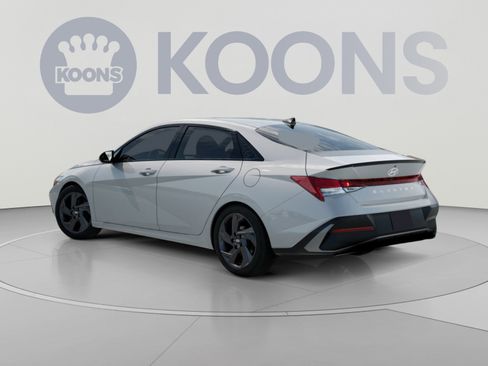 New 2026 Hyundai Elantra Sport FWD image 5