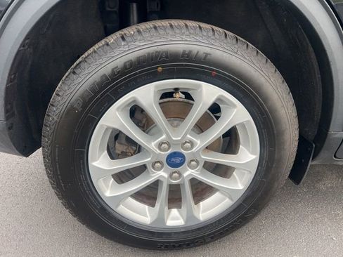 Used 2022 Ford Escape SE w/ Convenience Package AWD/4WD image 9