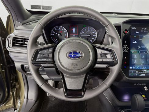 Used 2026 Subaru Forester Premium image 12