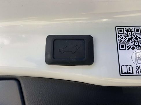 Used 2024 Toyota RAV4 Limited w/ Advanced Technology Package FWD image 10