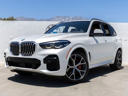 Certified 2023 BMW X5 xDrive40i w/ M Sport Package AWD/4WD image 8