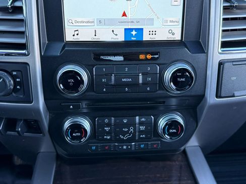 Used 2017 Ford F350 Platinum w/ Platinum Ultimate Package image 25