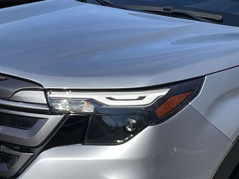 Certified 2025 Subaru Forester Premium w/ Convenience Package #2 image 9