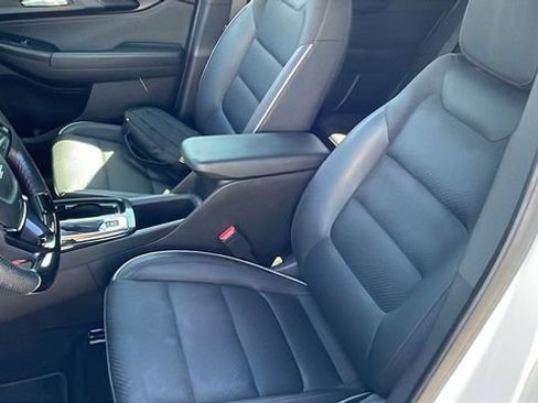 Used 2022 Chevrolet TrailBlazer RS w/ Sun and Liftgate Package FWD image 11