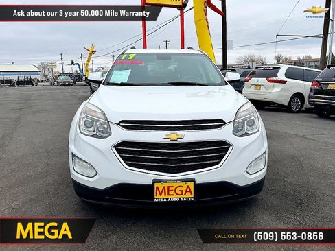 Used 2017 Chevrolet Equinox LT w/ Convenience Package image 4