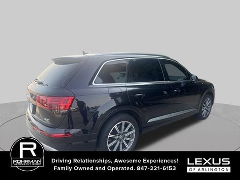 Used 2017 Audi Q7 3.0T Prestige AWD/4WD image 3