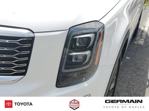 Used 2021 Kia Telluride EX w/ EX Premium Package FWD image 16