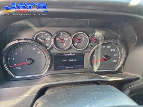Used 2021 Chevrolet Silverado 2500 Custom w/ Custom Convenience Package AWD/4WD image 2
