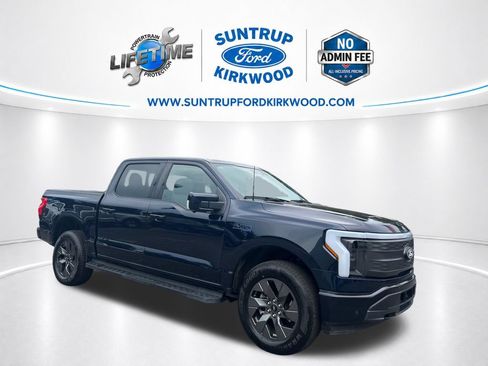 Used 2025 Ford F150 Lightning Lariat AWD/4WD image 9