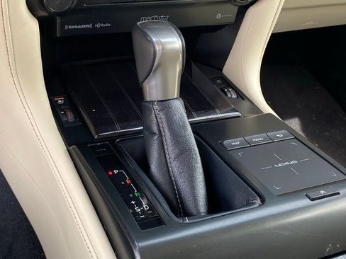 Used 2023 Lexus GX 460 Premium image 18