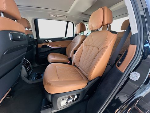 Certified 2024 BMW X7 xDrive40i image 26