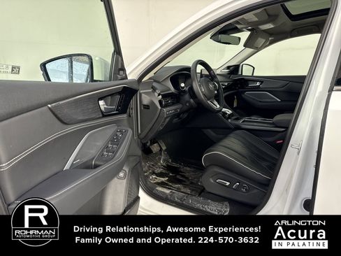 Used 2026 Acura MDX SH-AWD w/ Advance Package image 4