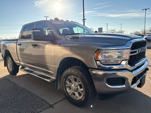 Used 2023 RAM 2500 Tradesman image 7