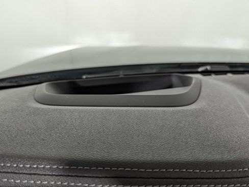 Used 2024 BMW Z4 M40i w/ Premium Package image 28