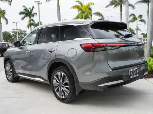 Certified 2026 INFINITI QX60 Luxe w/ Family Package FWD image 22