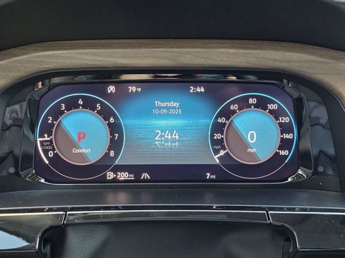 New 2026 Volkswagen Atlas SE FWD image 11