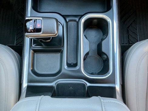 Used 2022 Chevrolet Silverado 1500 LTZ w/ LTZ Premium Package image 36