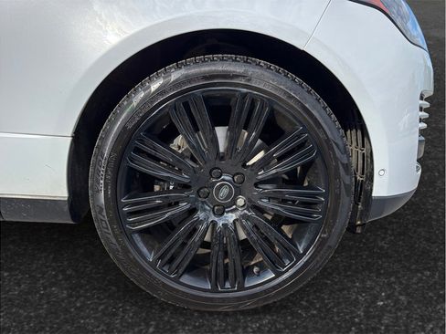 Used 2019 Land Rover Range Rover Supercharged AWD/4WD image 10