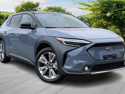 Used 2023 Subaru Solterra AWD image 3